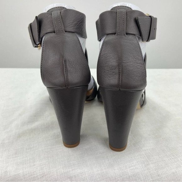J.Crew Gray Mari Leather Strappy Heeled Sandals Gold Buckle Size 8 Made in Italy - Picture 3 of 8